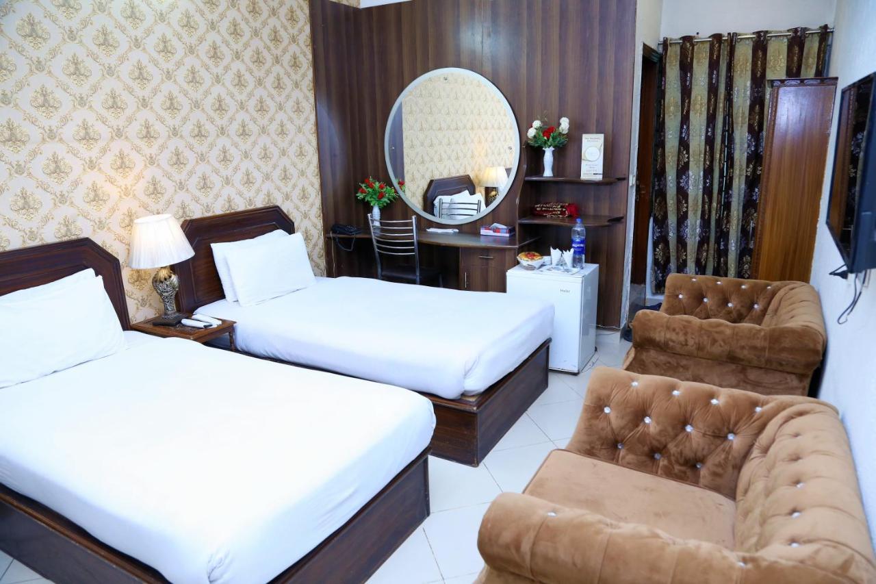 Fiesta Inn Hotel & Resorts Multan Dış mekan fotoğraf