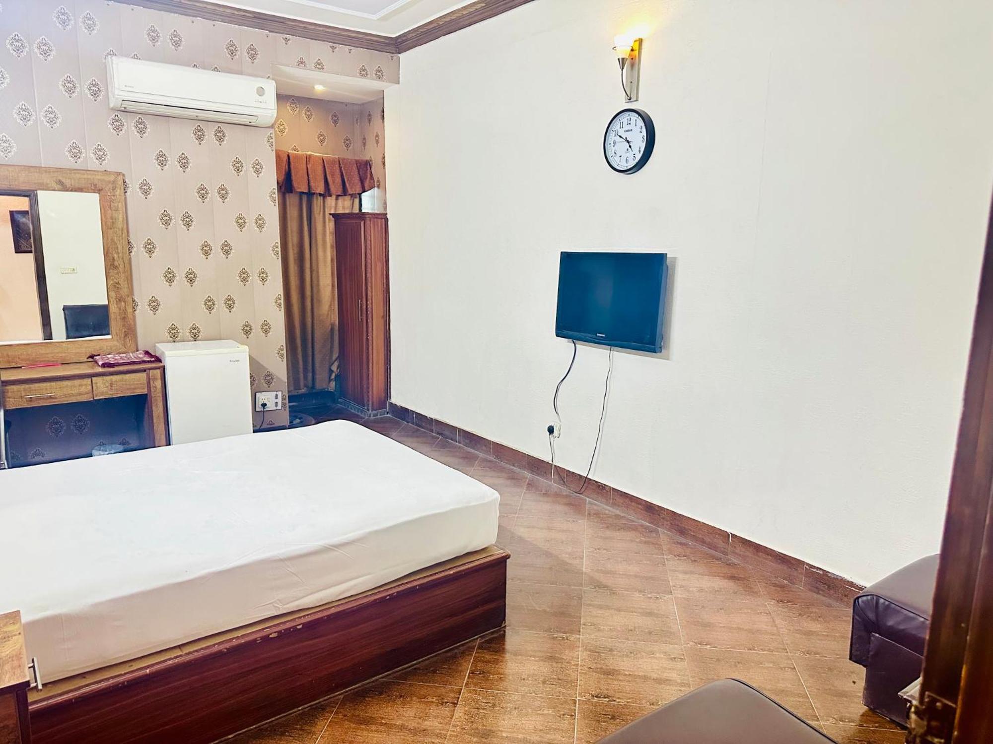 Fiesta Inn Hotel & Resorts Multan Dış mekan fotoğraf