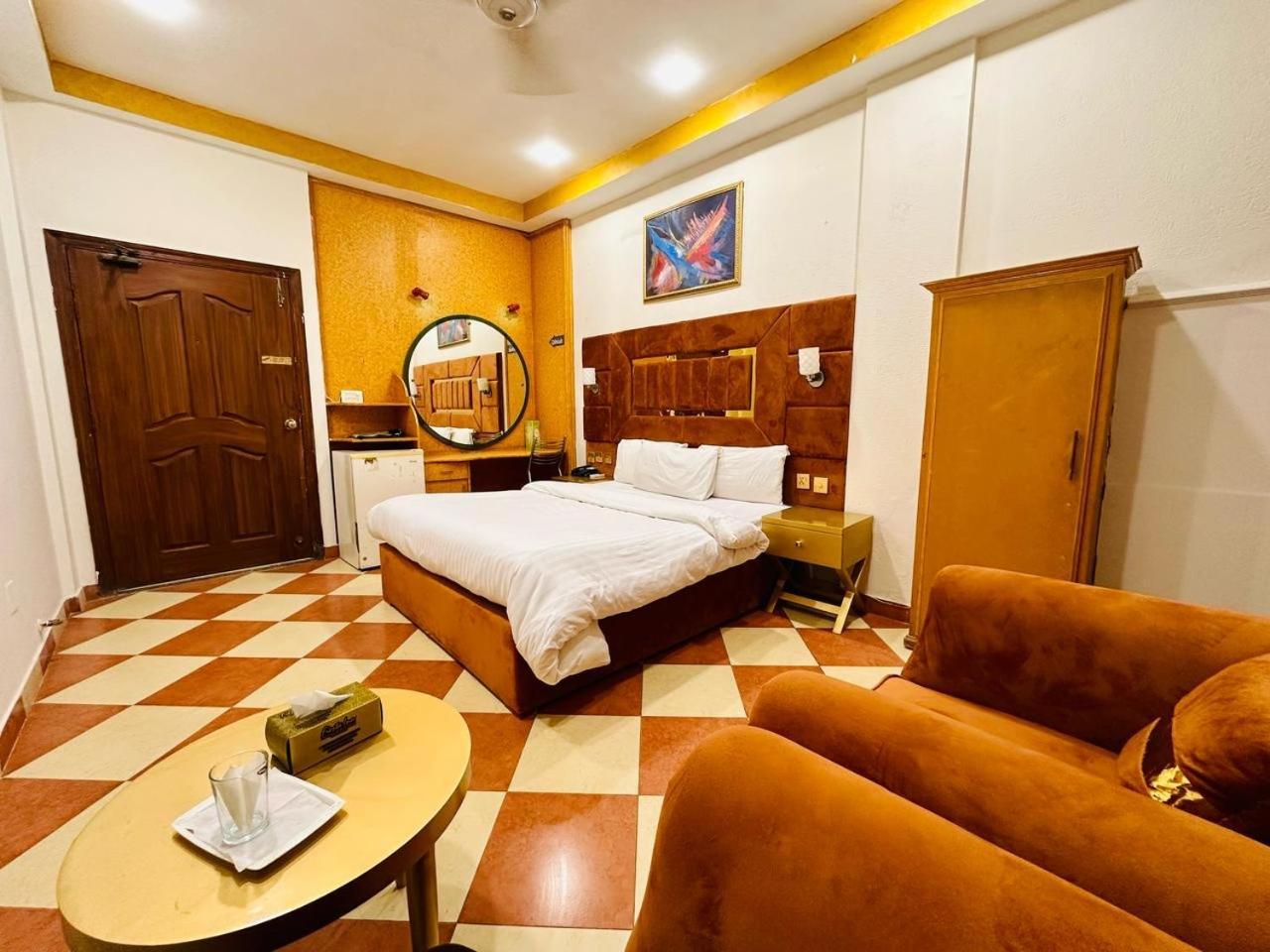 Fiesta Inn Hotel & Resorts Multan Dış mekan fotoğraf